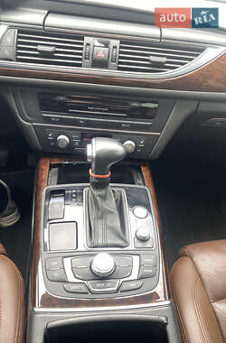 Седан Audi A6 2013 в 