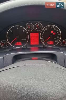 Универсал Audi A6 2002 в 