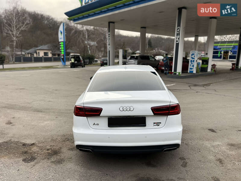 Седан Audi A6 2018 в Киеве