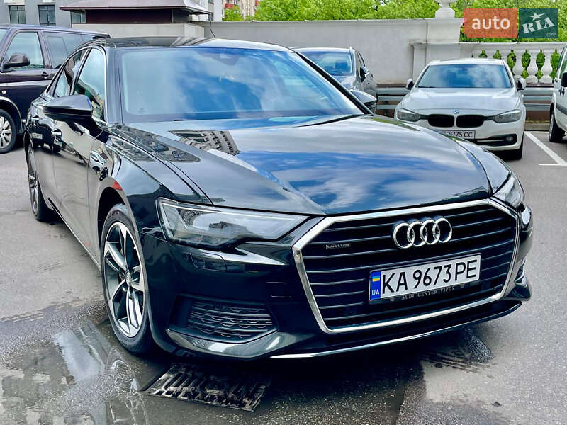 Седан Audi A6 2021 в 