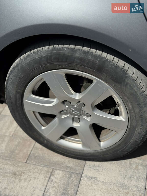 Седан Audi A6 2013 в Ужгороде