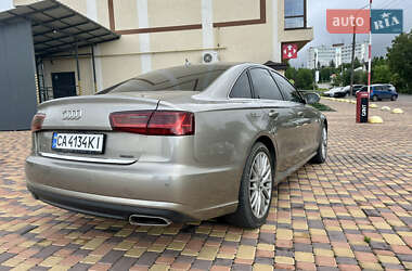 Седан Audi A6 2015 в 