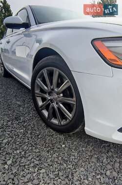 Седан Audi A6 2014 в 