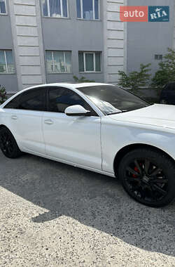 Седан Audi A6 2012 в 
