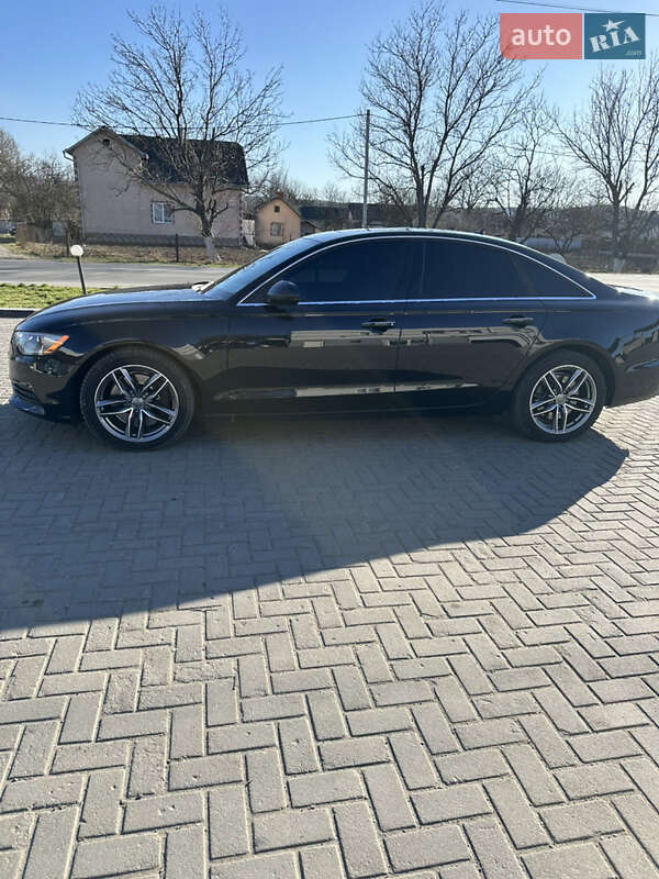Седан Audi A6 2014 в Чернівцях