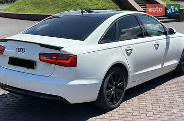 Седан Audi A6 2014 в 