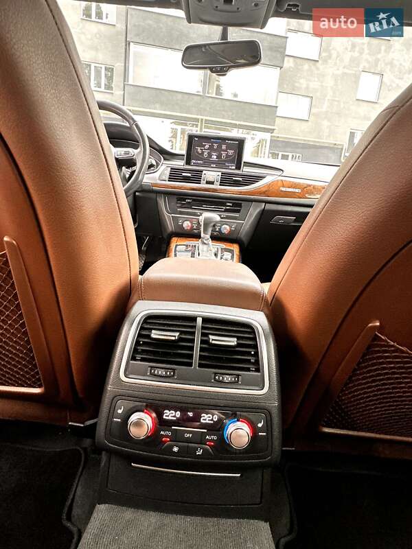 Седан Audi A6 2015 в Ахтырке