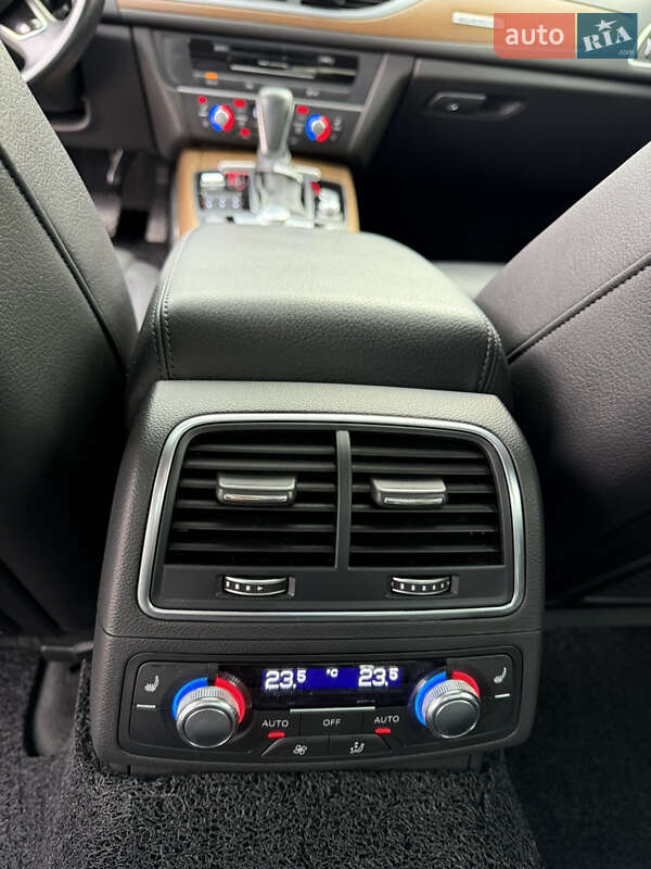 Седан Audi A6 2015 в Одессе