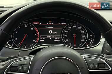 Седан Audi A6 2013 в 
