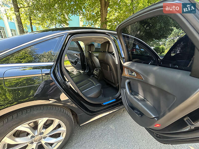 Седан Audi A6 2016 в Киеве
