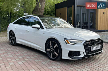 Седан Audi A6 2021 в 