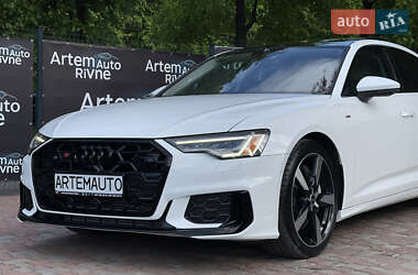 Седан Audi A6 2021 в 