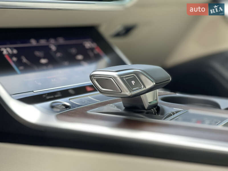 Седан Audi A6 2021 в Ровно
