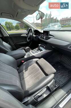 Седан Audi A6 2015 в 