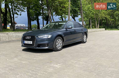 Седан Audi A6 2015 в 
