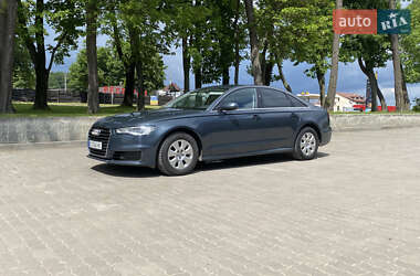 Седан Audi A6 2015 в 