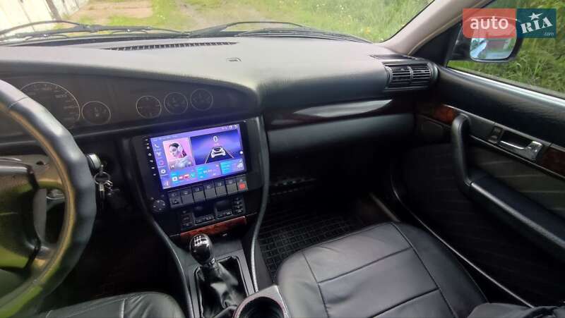 Универсал Audi A6 1997 в Нововолынске