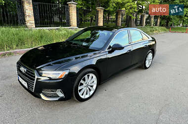 Седан Audi A6 2019 в 