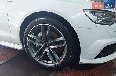 Седан Audi A6 2016 в 