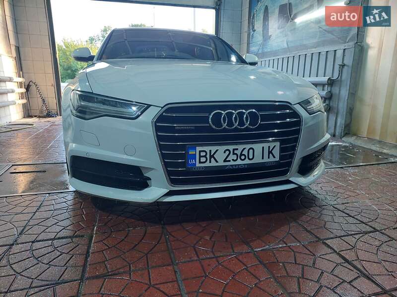 Седан Audi A6 2016 в Сумах
