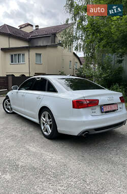 Седан Audi A6 2014 в 