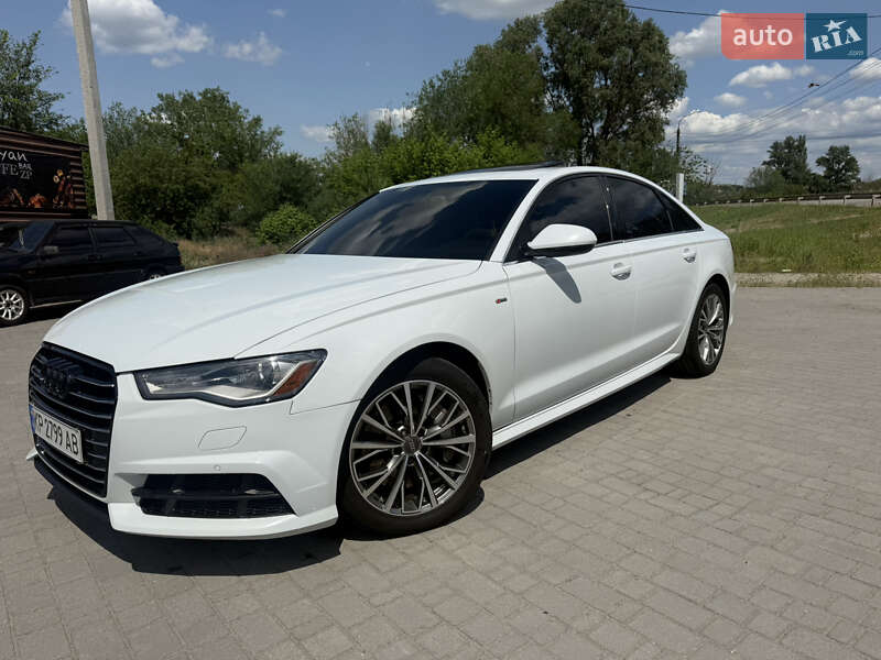 Седан Audi A6 2016 в 