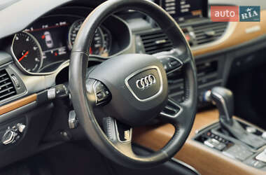 Седан Audi A6 2016 в 