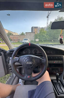 Седан Audi A6 1996 в 