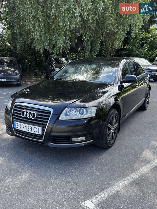 Седан Audi A6 2010 в 