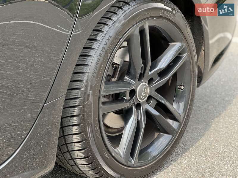 Седан Audi A6 2016 в Киеве