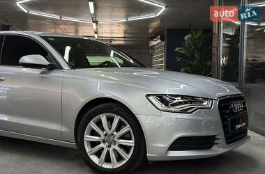 Седан Audi A6 2013 в 