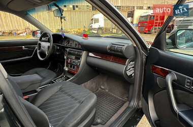 Седан Audi A6 1996 в 