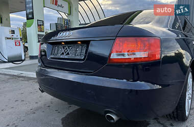 Седан Audi A6 2004 в 