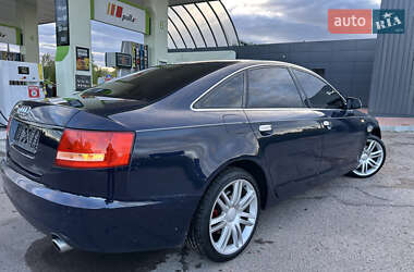Седан Audi A6 2004 в 