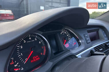 Седан Audi A6 2004 в 