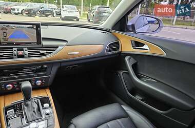 Седан Audi A6 2015 в 