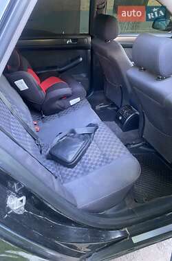 Седан Audi A6 2000 в 