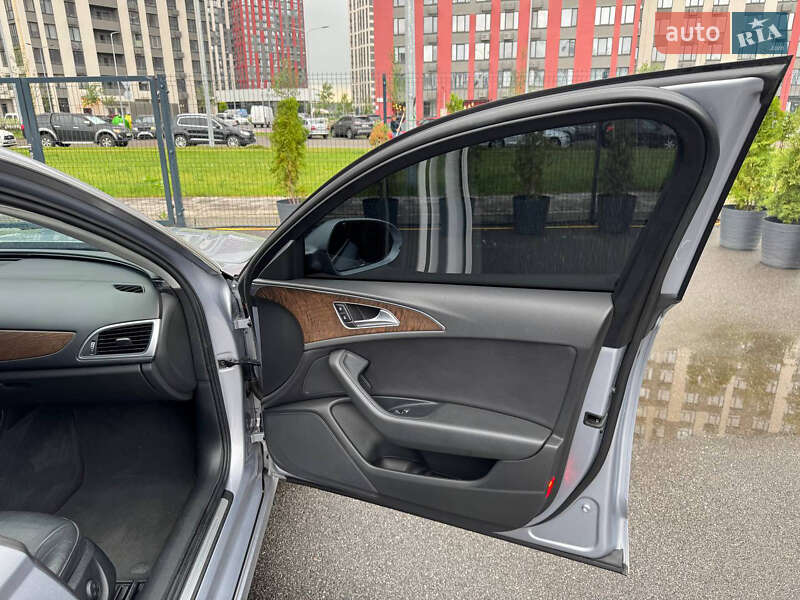 Седан Audi A6 2015 в Киеве