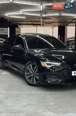Седан Audi A6 2021 в 