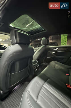 Седан Audi A6 2021 в 
