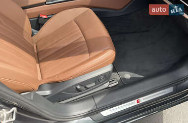 Седан Audi A6 2019 в 
