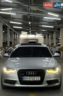 Седан Audi A6 2013 в 
