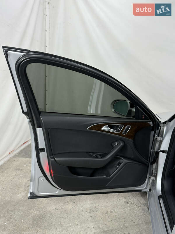 Седан Audi A6 2013 в Одессе