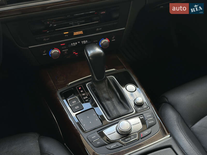 Седан Audi A6 2016 в Киеве