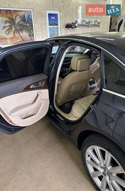 Седан Audi A6 2014 в 