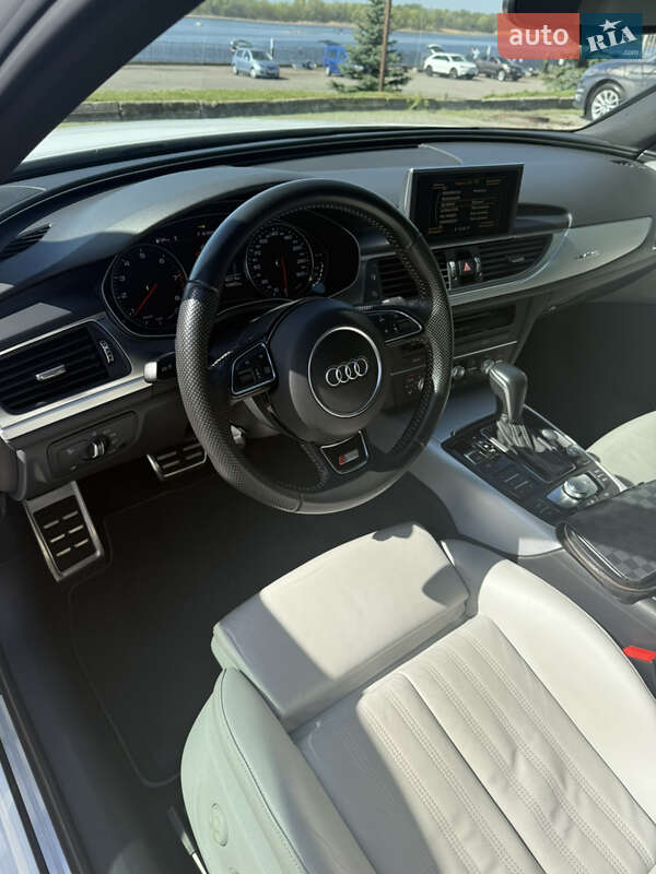 Седан Audi A6 2015 в Кременчуге