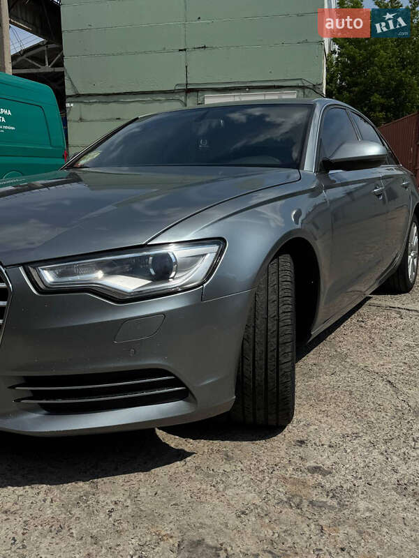 Седан Audi A6 2012 в Киеве