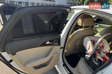 Седан Audi A6 2015 в 