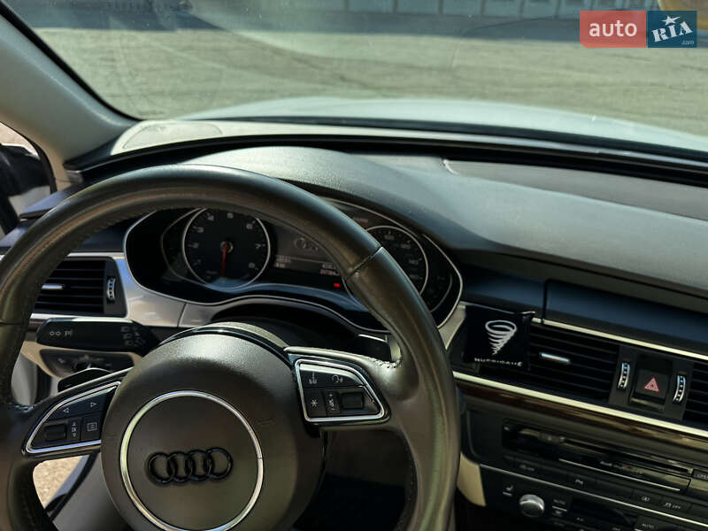Седан Audi A6 2015 в Южноукраїнську