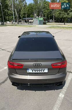 Седан Audi A6 2012 в 